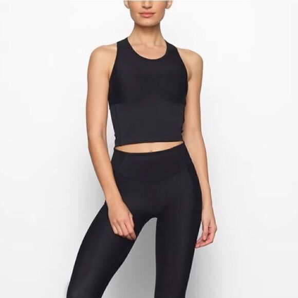 NWT SKIMS Performance Racer Back Tank - - Picture 3 of 6